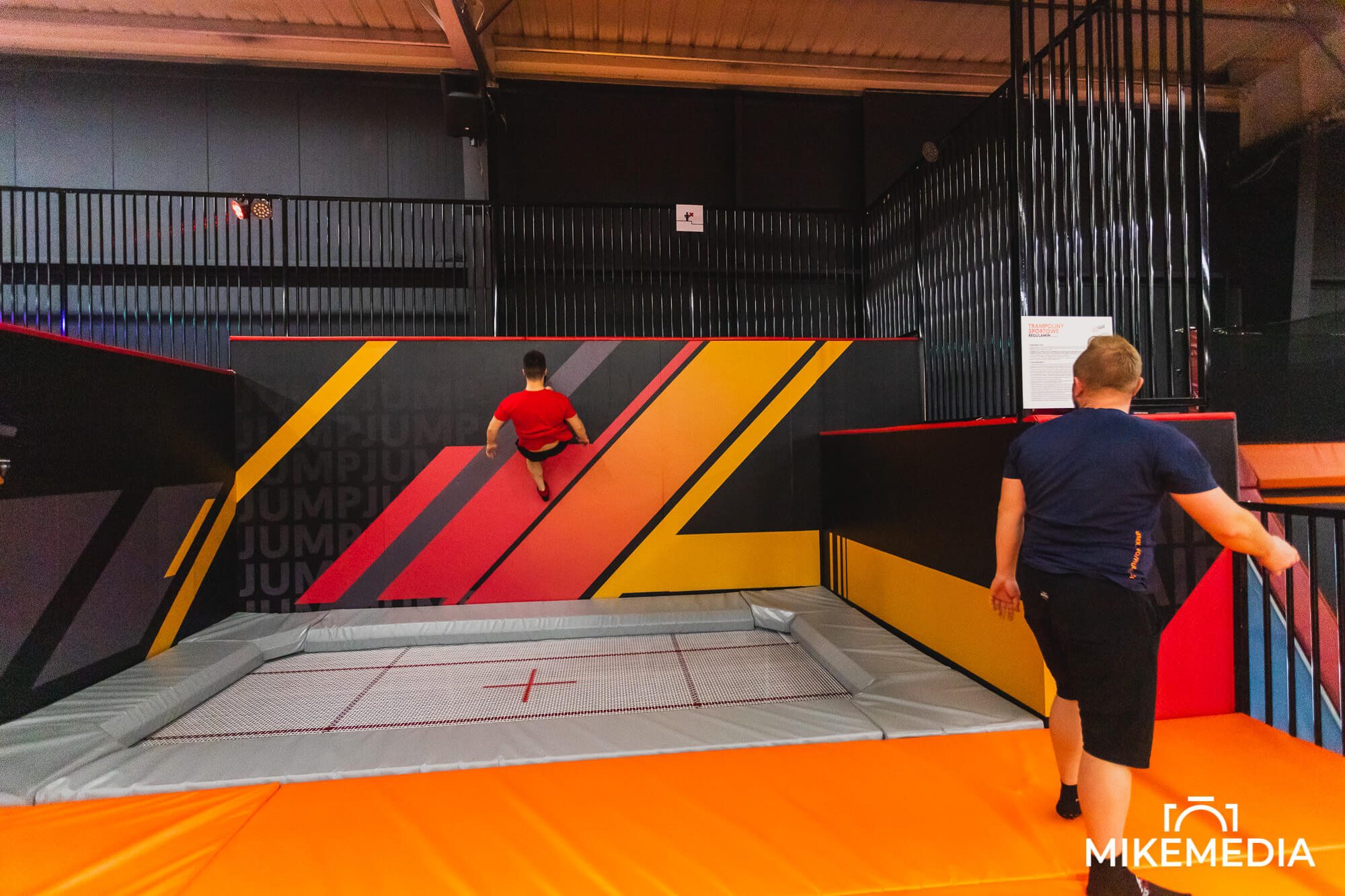 FITNESS ON TRAMPOLINES – NOT JUST GOOD FUN